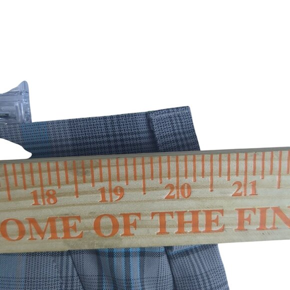 IZOD PerformX Golf Shorts Mens 40 Gray Blue Plaid UPF-50 Outdoor Travel Golf NWT - Picture 3 of 16